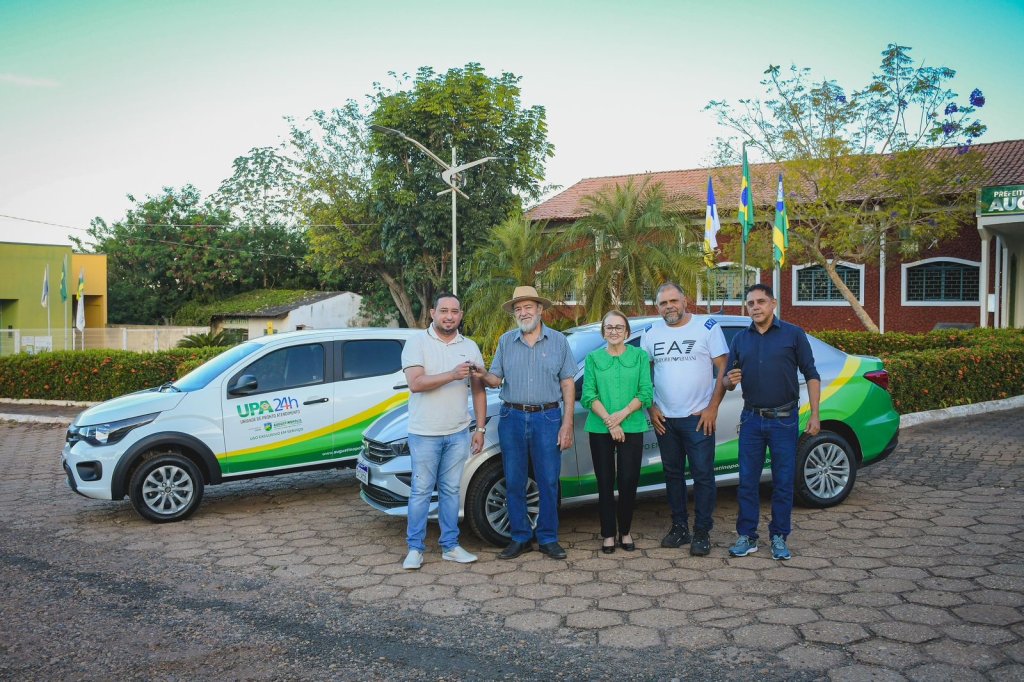 Prefeitura de Augustinópolis entrega veículos para reforçar a estrutura da Saúde Municipal