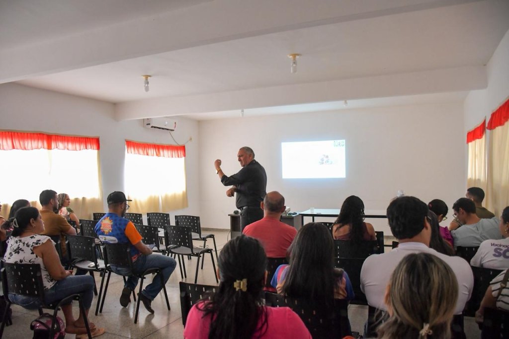 Agentes Comunitários de Saúde participam de palestra sobre Saúde Mental e Inteligência Emocional