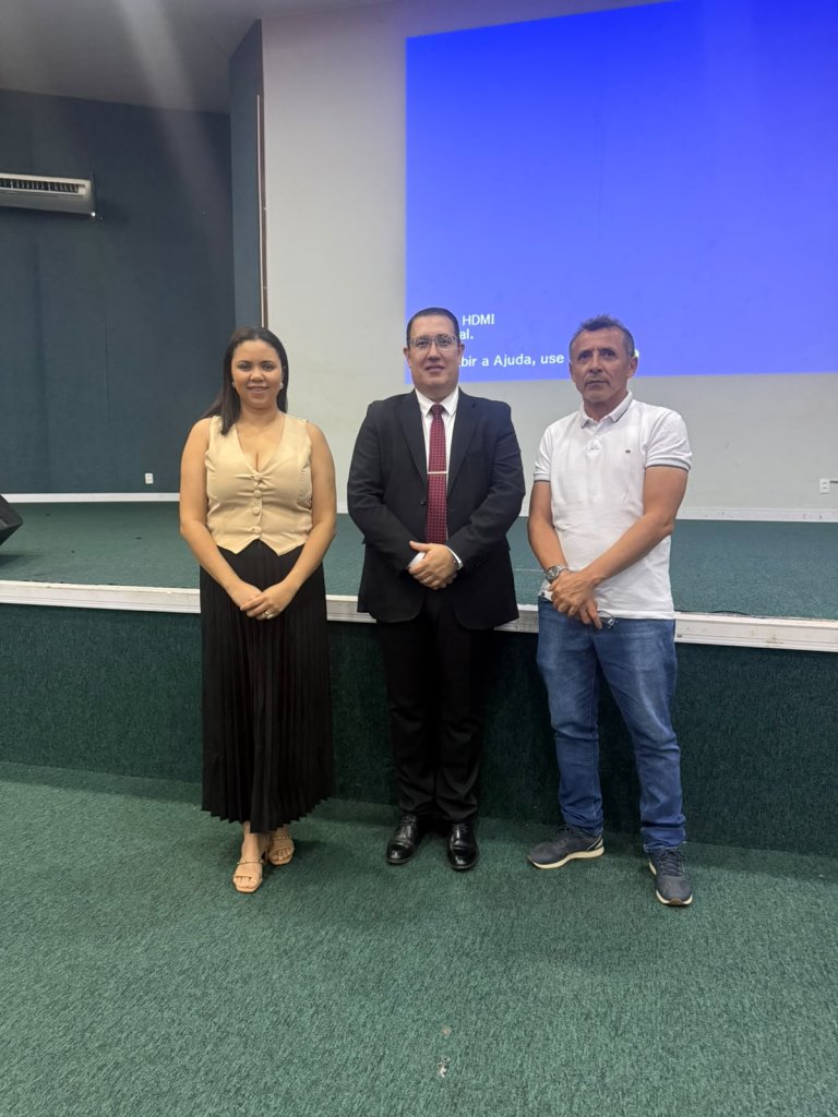 Secretária de Administração e secretário executivo participam de capacitação da ATM para fortalecer a efetividade da gestão municipal